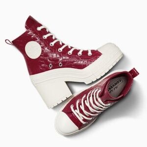 Converse Chuck 70 De Luxe Heel
Embossed Cabernet Women's 5
Limited Edition